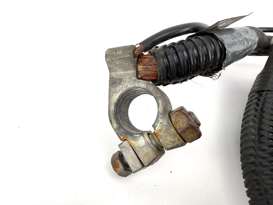 1295403930 | Mercedes SL500 | R129 Positive battery cable 1295403930 | Mercedes SL500 | R129 Positive battery cable