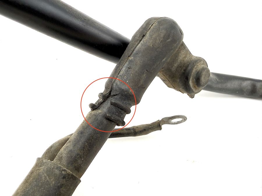 1295404208 | Mercedes 300SL-24 | R129 Positive starter and alternator cable
