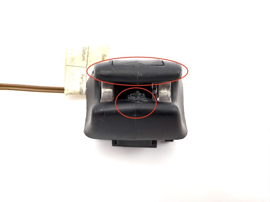 1295405008 1298100225 | Mercedes SL500 | R129 Left sun visor clip with light cable 1295405008 1298100225 | Mercedes SL500 | R129 Left sun visor clip with light cable