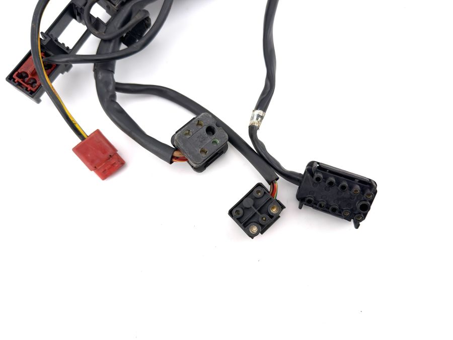 1295407208 | Mercedes 300SL-24 | R129 Electric seat wiring connectors right side