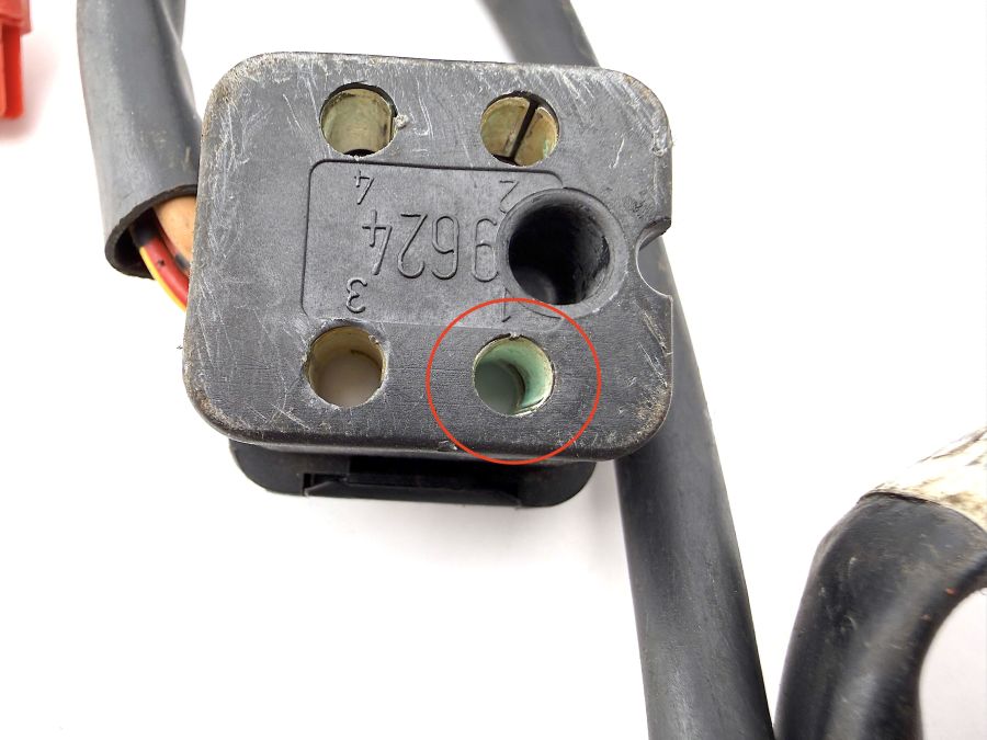 1295407208 | Mercedes 300SL-24 | R129 Electric seat wiring connectors right side