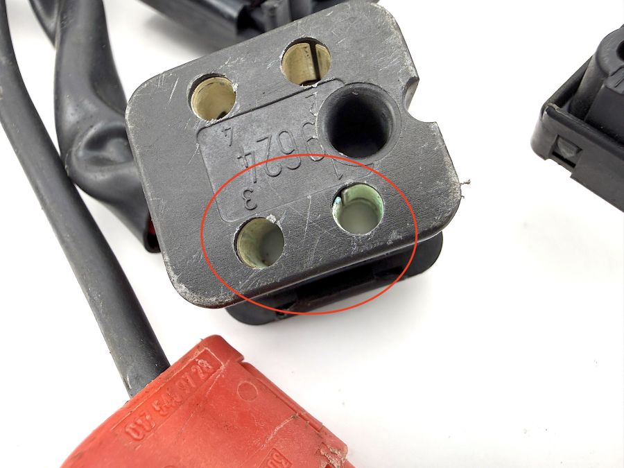 1295407308 | Mercedes 300SL-24 | R129 Electric seat wiring connectors left side