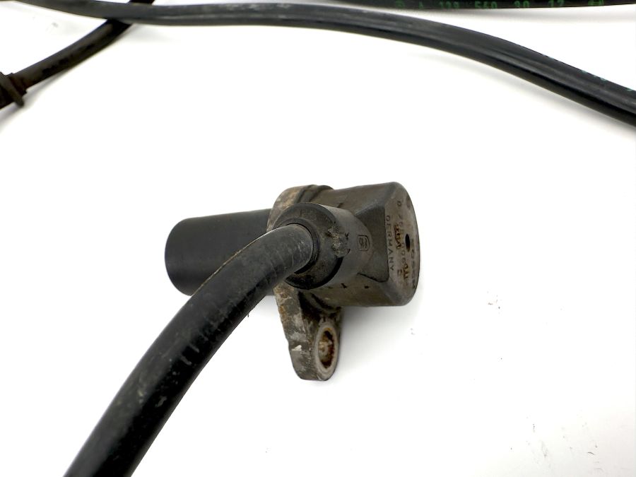 1295409113 1295403017 | Mercedes SL500 | R129 ABS Rear right wheel speed sensor