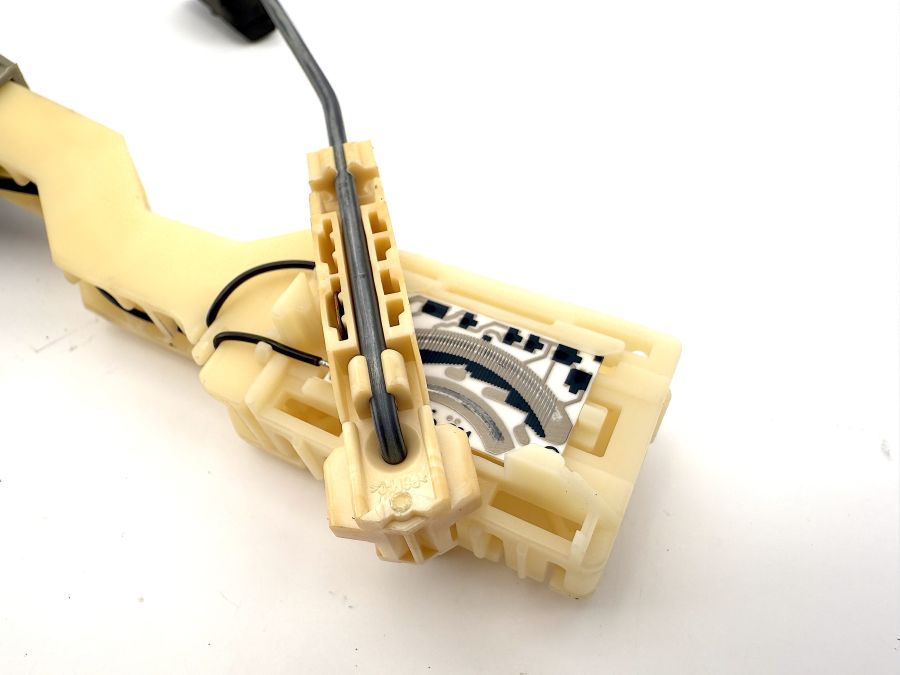 1295420617 1295421117 | Mercedes SL500 | R129 Fuel gas tank level sensor