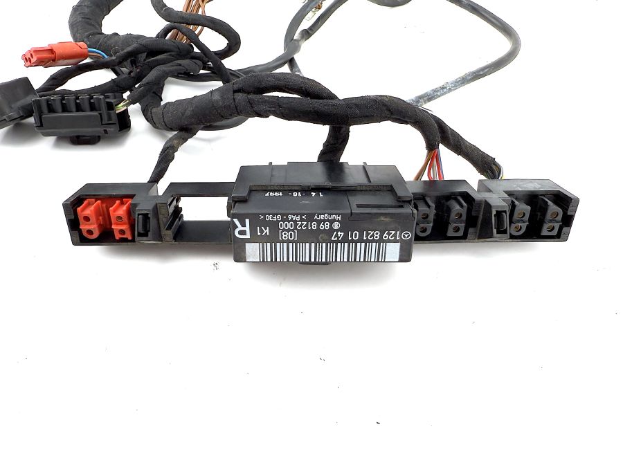 1295434308 1295451340 1298210147 | Mercedes SL500 | R129 Electric seat wiring connectors right side 1295434308 1295451340 1298210147 | Mercedes SL500 | R129 Electric seat wiring connectors right side