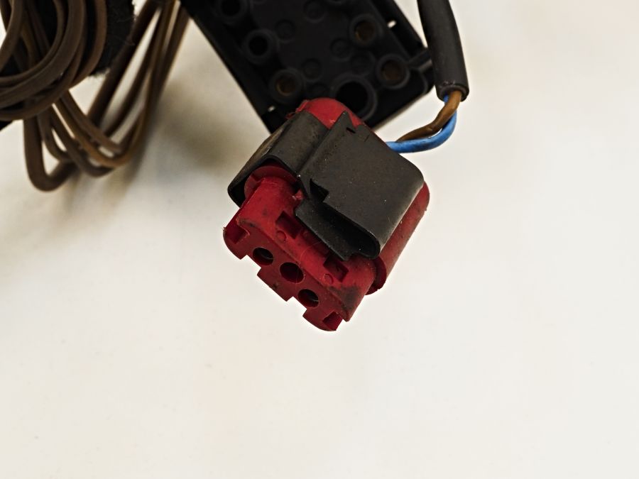 1295434308 | Mercedes SL500 | R129 Electric seat wiring connectors