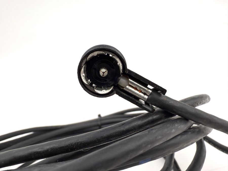 1295436608 | Mercedes SL500 | R129 Antenna cable