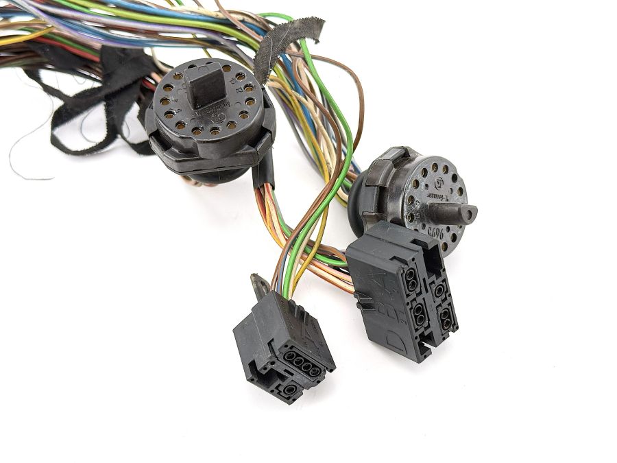 1295450019 1295450119 0105455028 | Mercedes 300SL-24 | R129 Instrument cluster wiring connectors