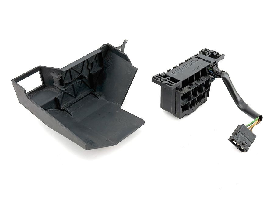 1295450346 1295455540 | Mercedes 300SL-24 | R129 Diagnostic box with cover