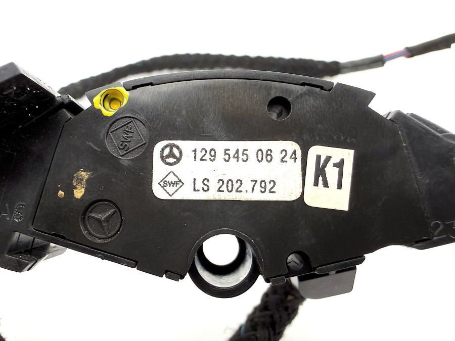 1295450624 | Mercedes SL500 | R129 Cruise control switch