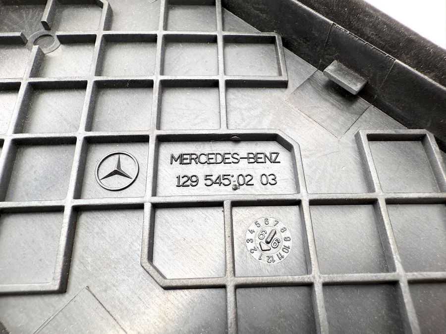 1295450747 1295401050 1295452000 | Mercedes SL500 | R129 Left side fuse box