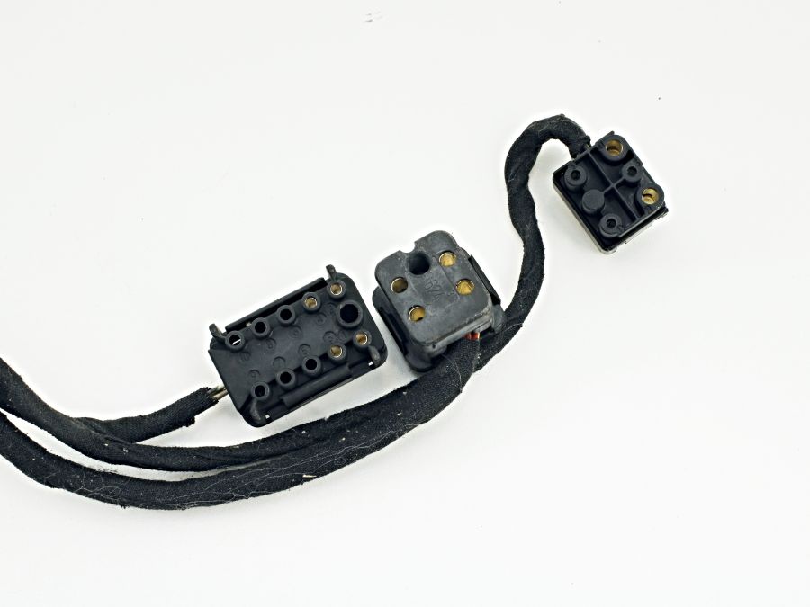 1295451340 1298203526C | Mercedes SL500 | R129 Seat unit control wiring connectors