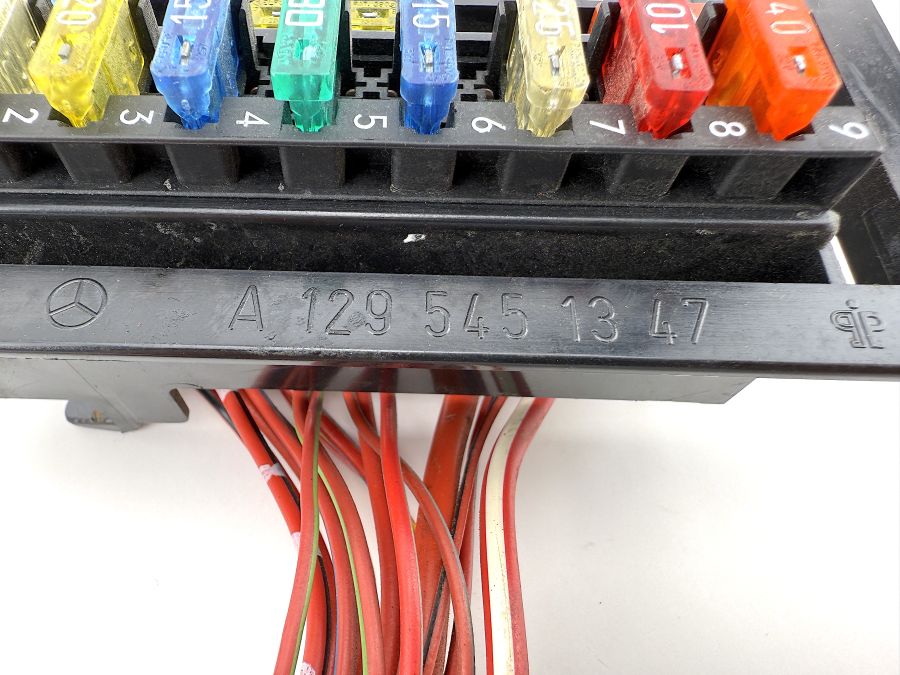 1295451347 1296940195 1295451347 | Mercedes SL500 | R129 Trunk fuse box fuse mount