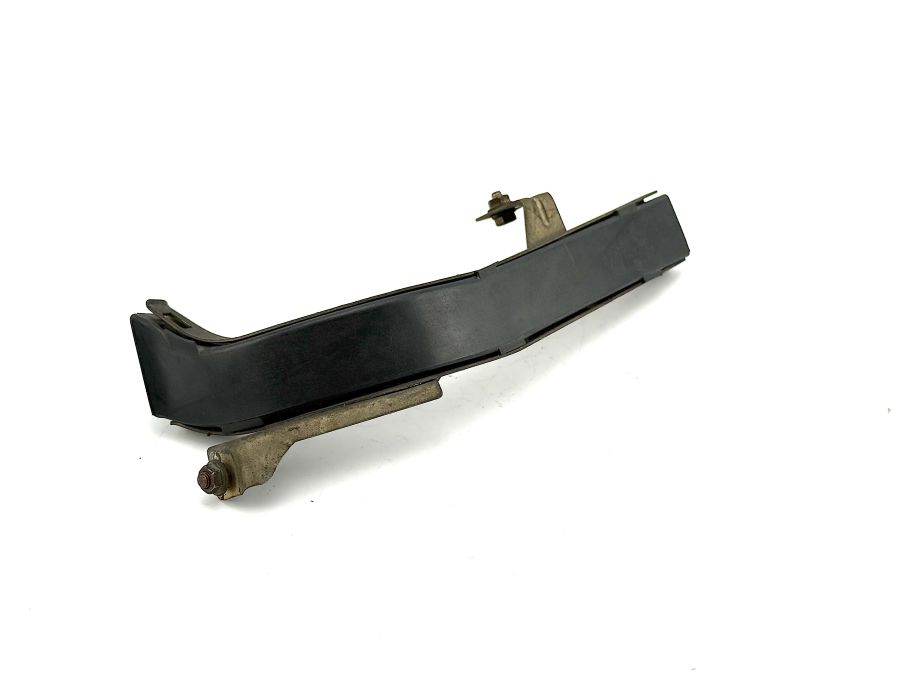 1295460064 1295400018 | Mercedes SL500 | R129 Rear axle cable duct cap 1295460064 1295400018 | Mercedes SL500 | R129 Rear axle cable duct cap