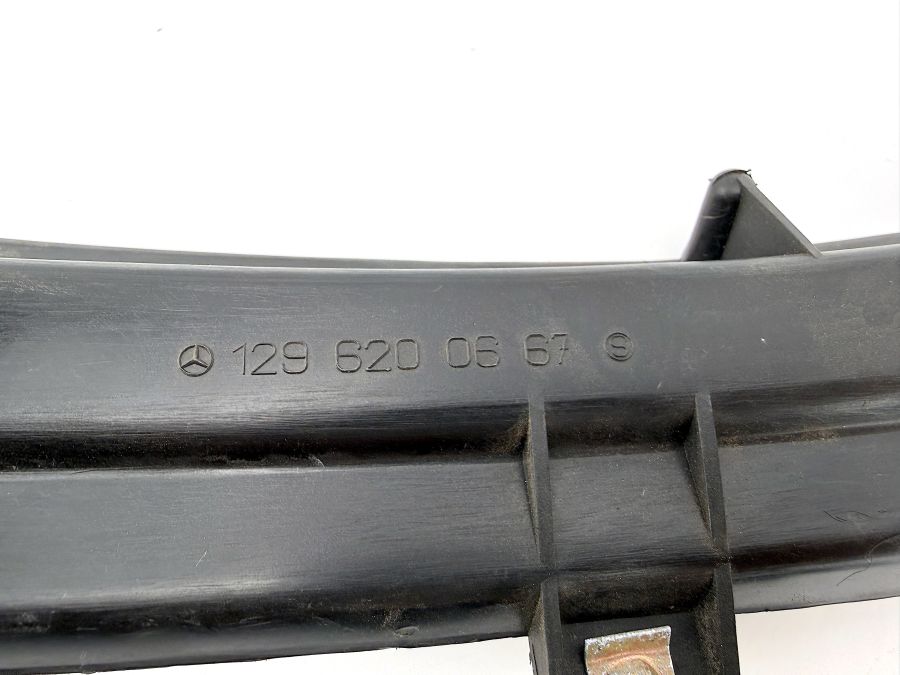 1296200667 1296200567 | Mercedes 300SL-24 | R129 Windscreen drain channel pair