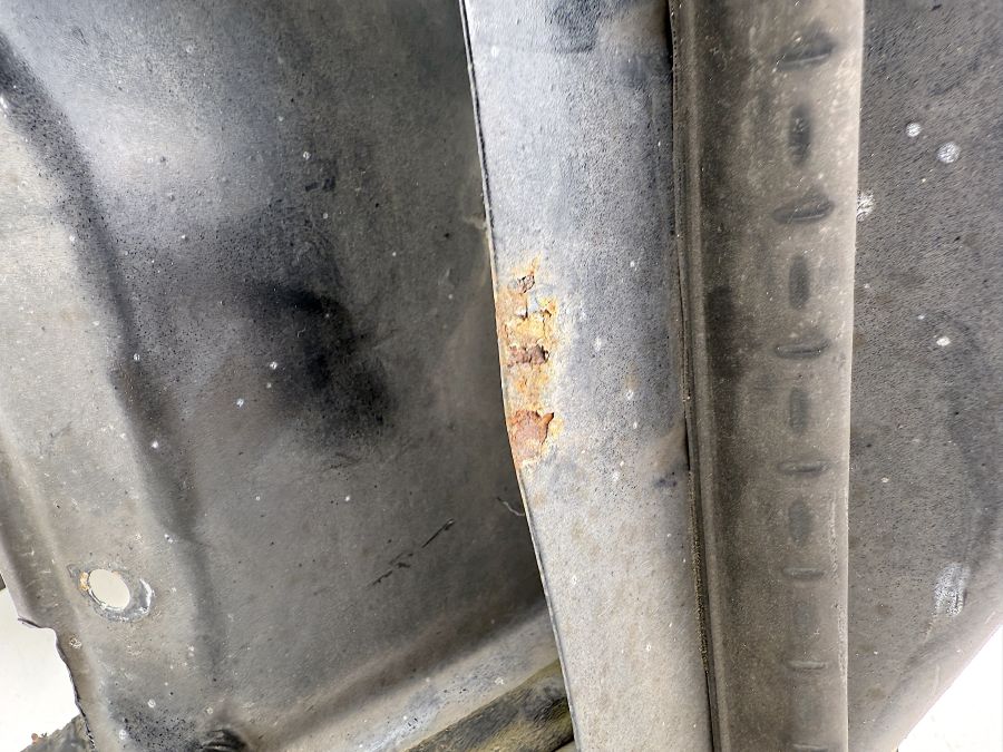 1296200718 | Mercedes SL500 | R129 Front left lighting unit frame