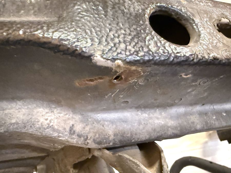 1296204386 1296200586 1296200818 | Mercedes SL500 | R129 Front end body panels