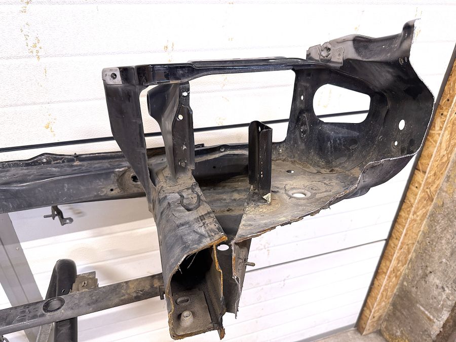 1296204386 1296200586 1296200818 | Mercedes SL500 | R129 Front end body panels