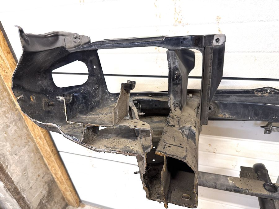 1296204386 1296200586 1296200818 | Mercedes SL500 | R129 Front end body panels