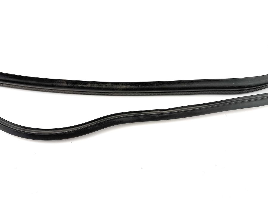 1296280698 1246285298 | Mercedes SL500 | R129 Underhood engine bay seals 1296280698 1246285298 | Mercedes SL500 | R129 Underhood engine bay seals