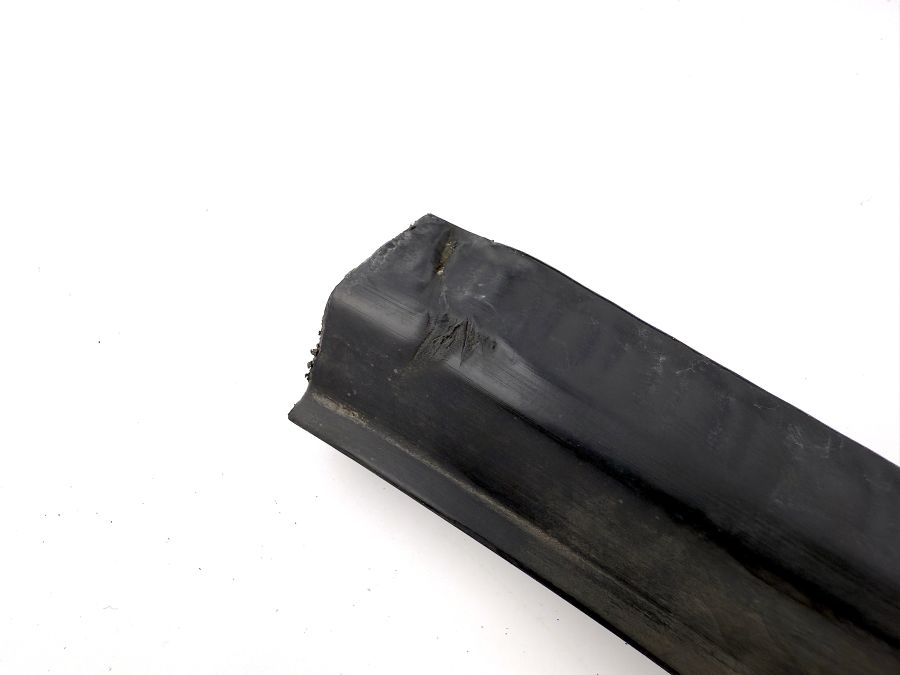 1296280698 1246285298 | Mercedes SL500 | R129 Underhood engine bay seals 1296280698 1246285298 | Mercedes SL500 | R129 Underhood engine bay seals