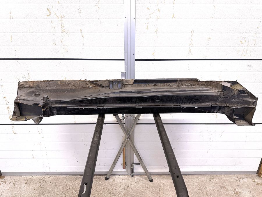 1296301340 1296100310 | Mercedes SL500 | R129 Left threshold of the body 1296301340 1296100310 | Mercedes SL500 | R129 Left threshold of the body