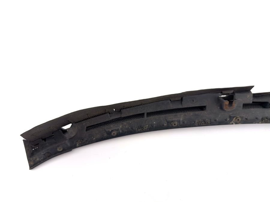 1296700208 | Mercedes 300SL-24 | R129 Windshield cover right lower