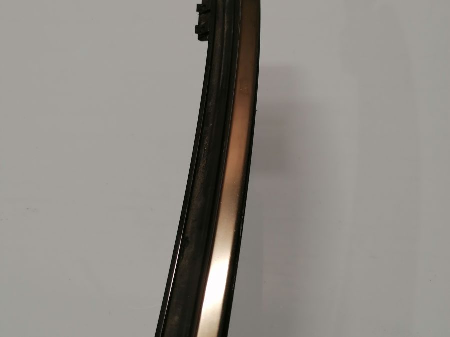 1296700421 1296700022 | Mercedes 500SL | R129 Molding windshield top