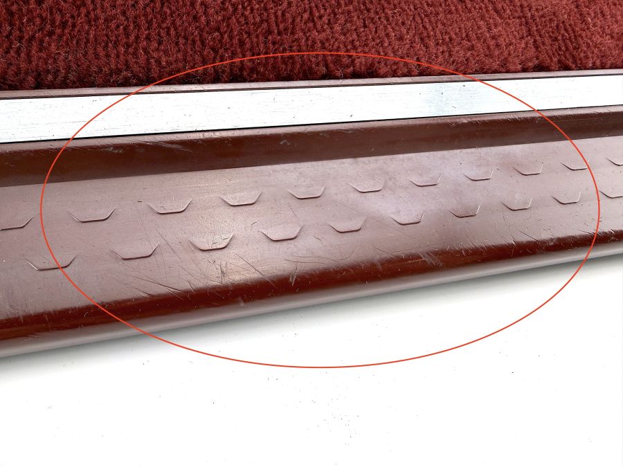 1296800135 | Mercedes 300SL-24 | R129 Left door threshold pad