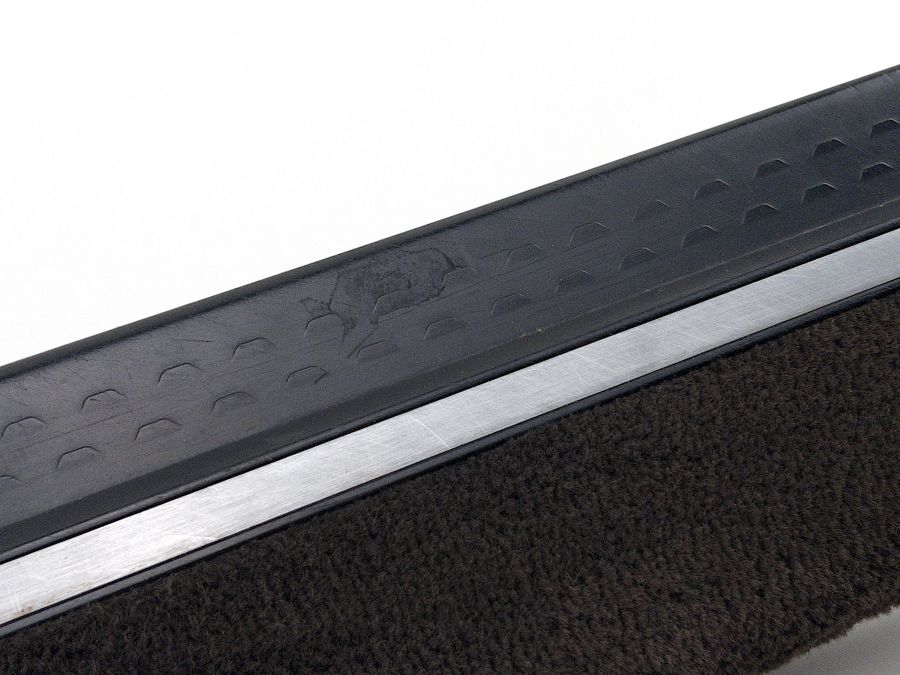 1296800135 | Mercedes SL500 | R129 Left door threshold pad