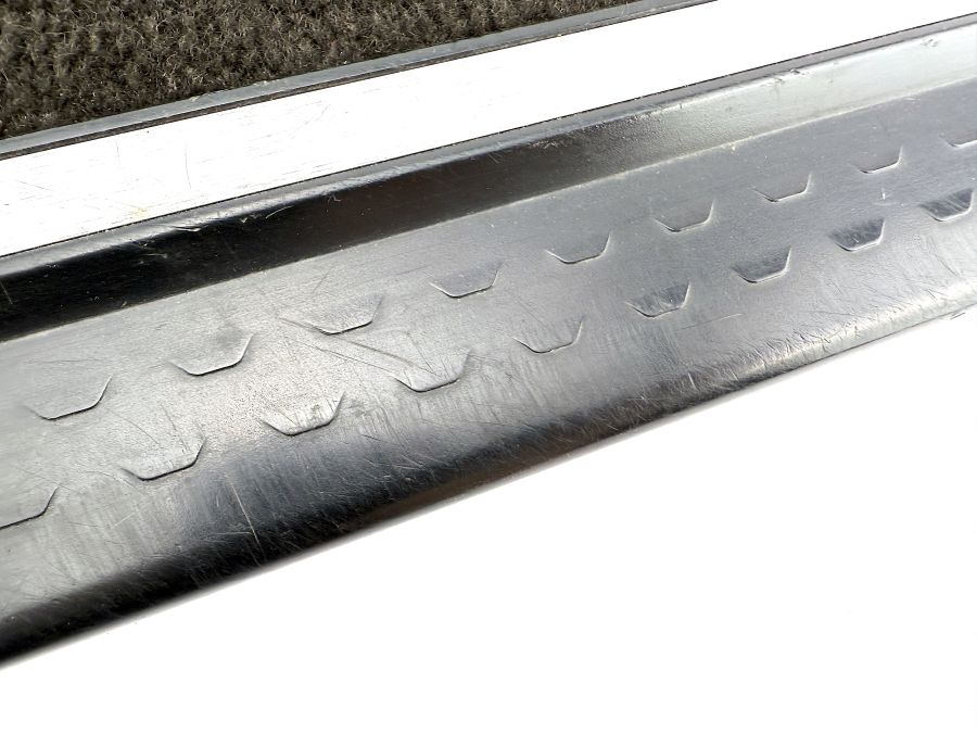 1296800135 | Mercedes SL500 | R129 Left door threshold pad
