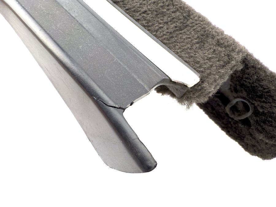 1296800235 | Mercedes SL500 | R129 Right door threshold pad 1296800235 | Mercedes SL500 | R129 Right door threshold pad