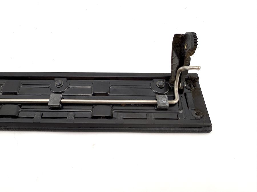 1296800291 1296800178 | Mercedes SL500 | R129 Center console dash glove box cover 1296800291 1296800178 | Mercedes SL500 | R129 Center console dash glove box cover