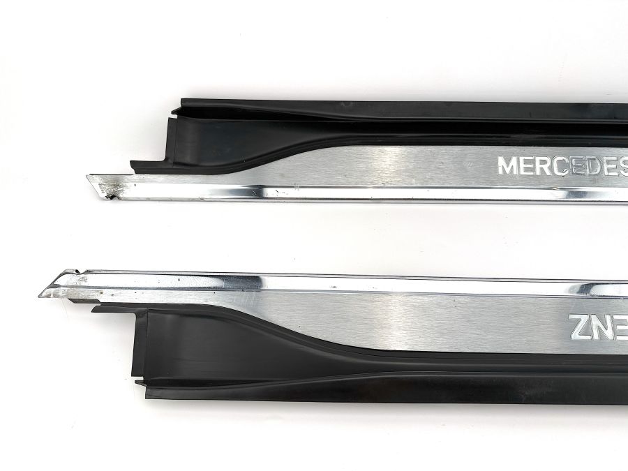 1296800335 1296800435 | Mercedes SL500 | R129 Left and right side threshold pads