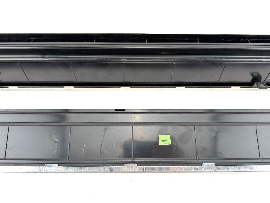 1296800335 1296800435 | Mercedes SL500 | R129 Left and right side threshold pads