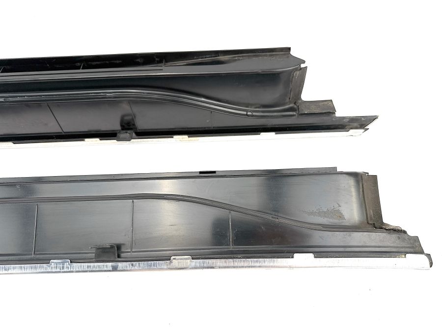 1296800335 1296800435 | Mercedes SL500 | R129 Left and right side threshold pads