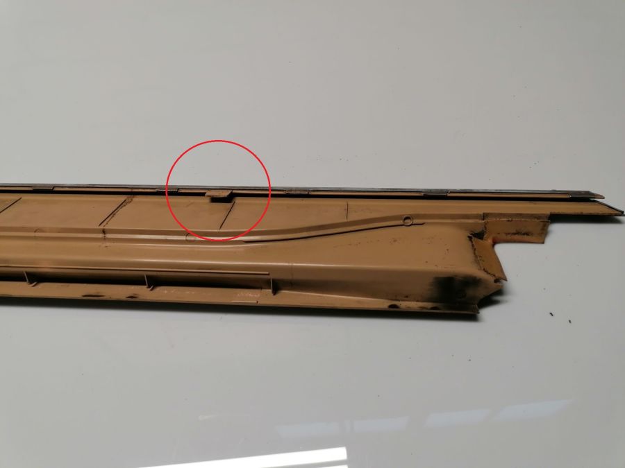 1296800435 | Mercedes 500SL | R129 Right side threshold pad