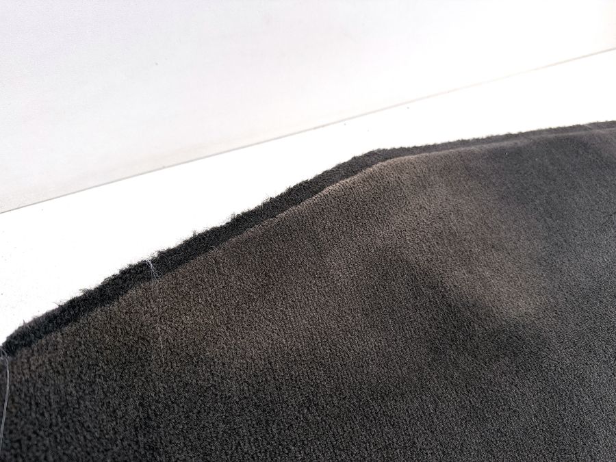 1296800940 | Mercedes SL500 | R129 Interior flooring carpet left side 1296800940 | Mercedes SL500 | R129 Interior flooring carpet left side