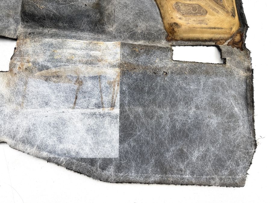 1296800940 | Mercedes SL500 | R129 Interior flooring carpet left side 1296800940 | Mercedes SL500 | R129 Interior flooring carpet left side