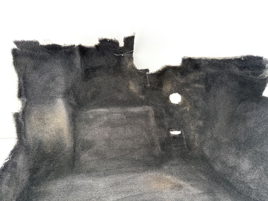 1296800940 | Mercedes SL500 | R129 Interior flooring carpet left side