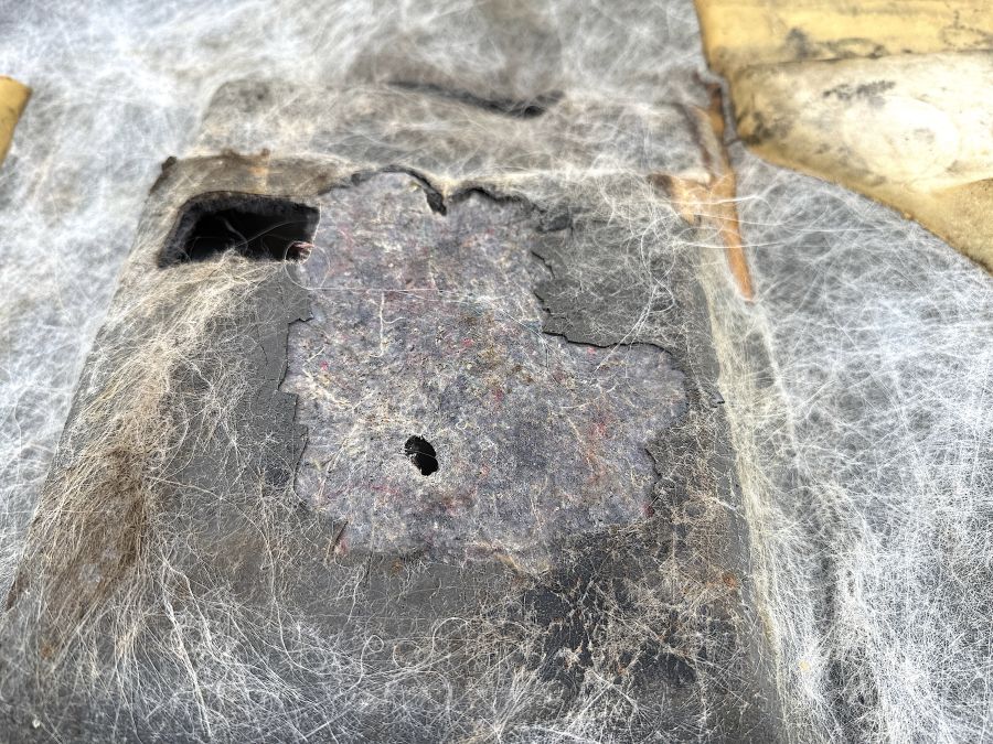 1296800940 | Mercedes SL500 | R129 Interior flooring carpet left side