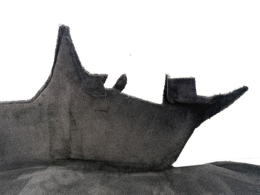 1296801040 | Mercedes SL500 | R129 Interior flooring carpet right side 1296801040 | Mercedes SL500 | R129 Interior flooring carpet right side