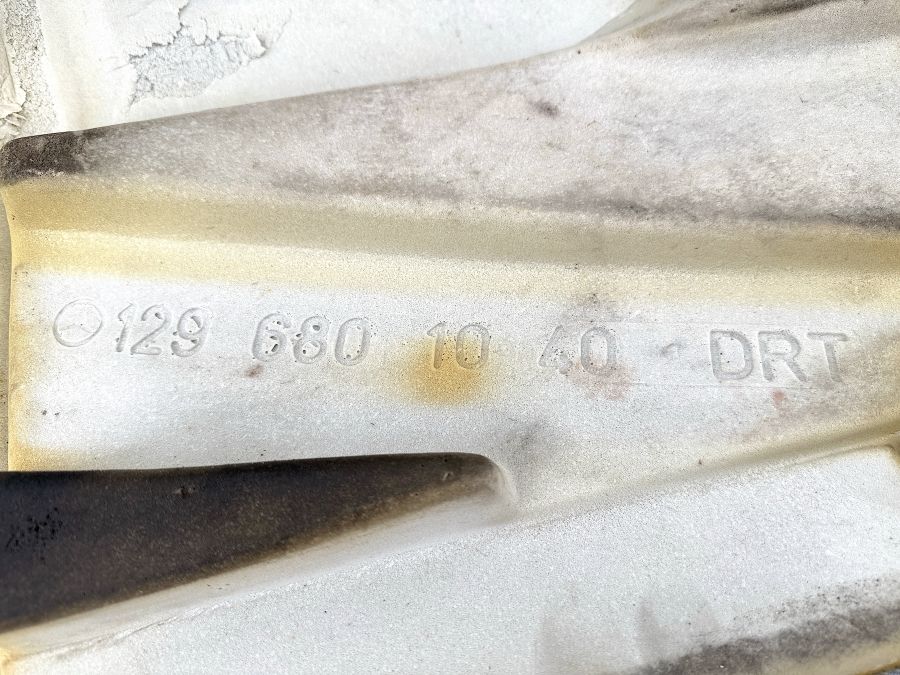 1296801040 | Mercedes SL500 | R129 Interior flooring carpet right side 1296801040 | Mercedes SL500 | R129 Interior flooring carpet right side