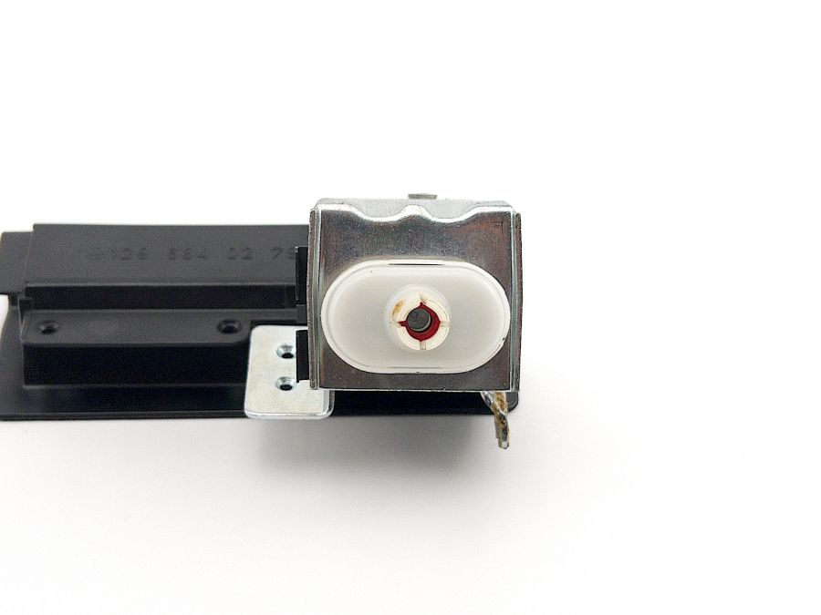 1296801391 1296840279 | Mercedes SL500 | R129 Rear deck shelf storage lock right side