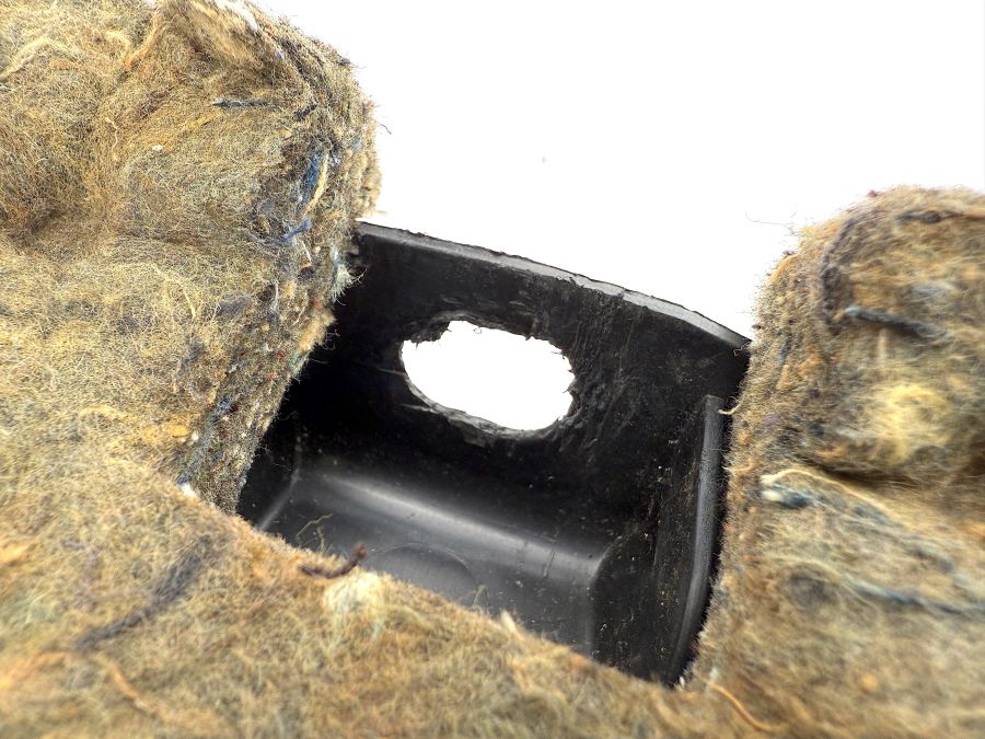 1296801617 | Mercedes SL500 | R129 Left lover dashboard cover