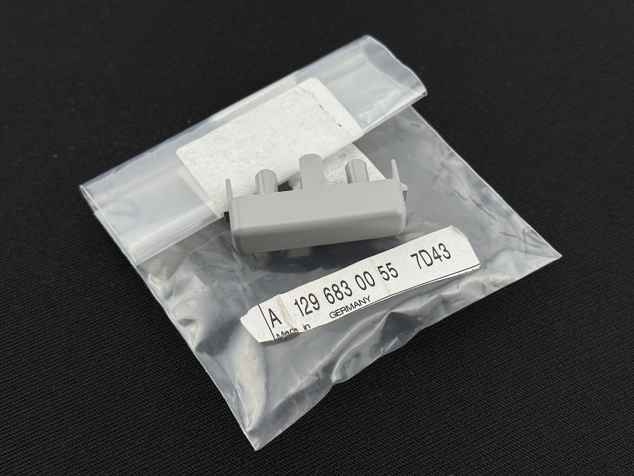 1296830055 12968300557D43 | Mercedes SL-Class | R129 Center console storage box button