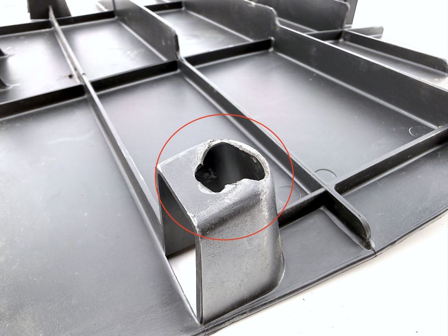 1296841037 1298210811 | Mercedes 300SL-24 | R129 Passenger front floor cover panel