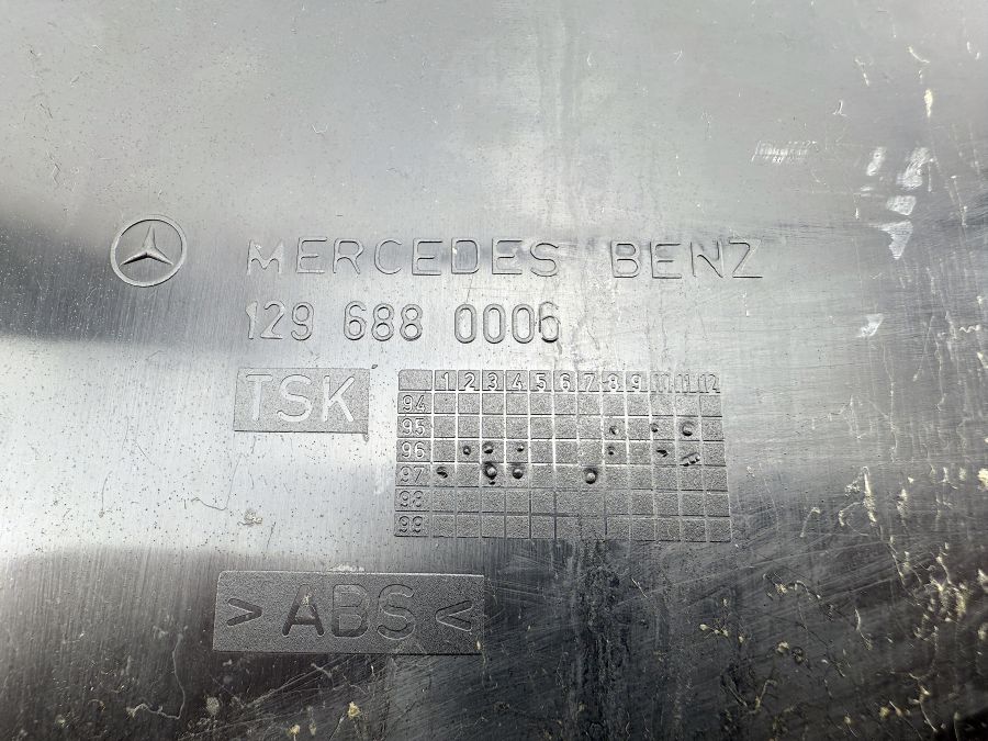 1296880006 | Mercedes SL500 | R129 Front right trim cover panel 1296880006 | Mercedes SL500 | R129 Front right trim cover panel