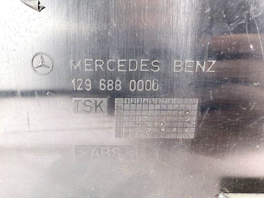 1296880006 | Mercedes SL500 | R129 Front right trim cover panel