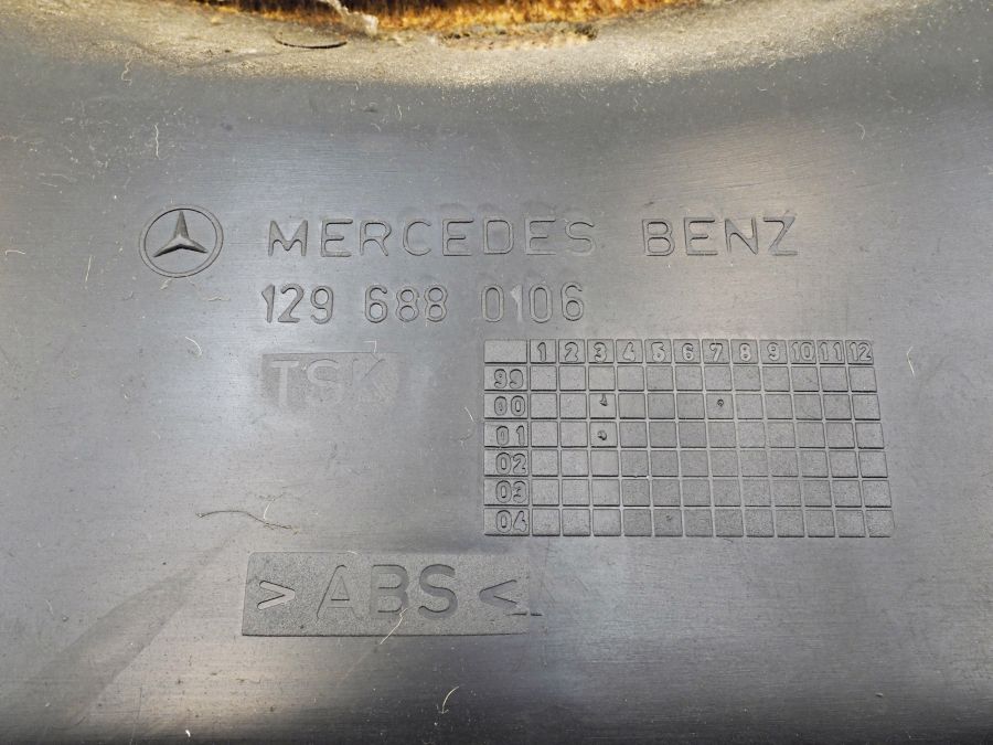 1296880106 1296800180 | Mercedes SL500 | R129 Front left trim cover panel